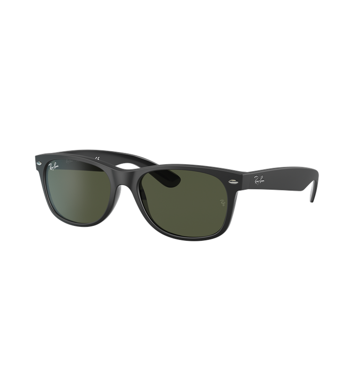 Ray-Ban New Wayfarer RB2132 occhiali da sole nero opaco con lenti verde G-15 - vista 3/4