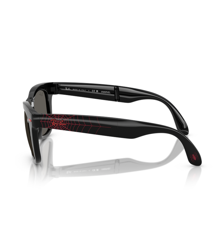 Ray-Ban Wayfarer Folding Classic RB4105 occhiali da sole squadrati nero lucido con lenti grigio scuro - vista laterale