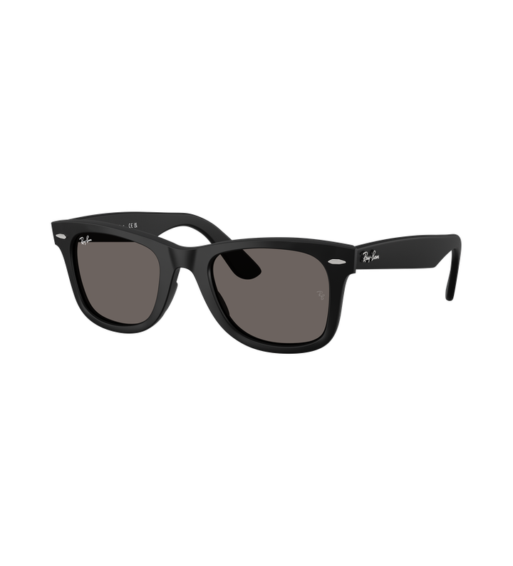 Ray-Ban Wayfarer Ease - Rb4340 occhiali da sole nero opaco con lenti grigio scuro - vista 3/4