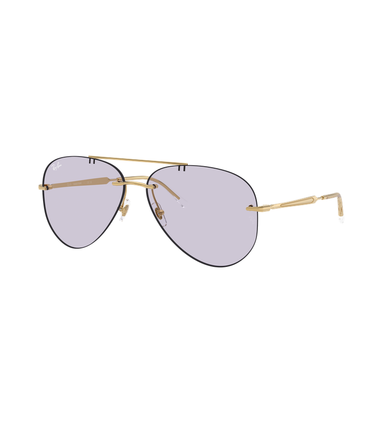 Ray-Ban RB3791 occhiali da sole a goccia oro con lenti lilla fotocromatiche - vista 3/4