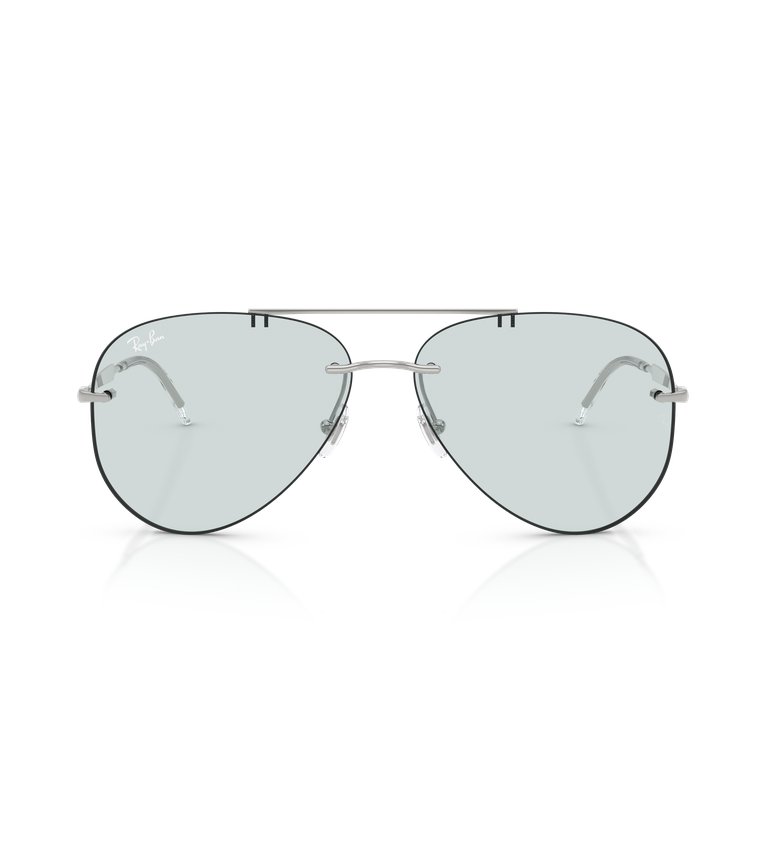 Ray-Ban RB3791 occhiali da sole a goccia argento con lenti azzurro chiaro fotocromatiche - vista frontale